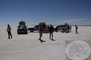 lunch break in uyuni